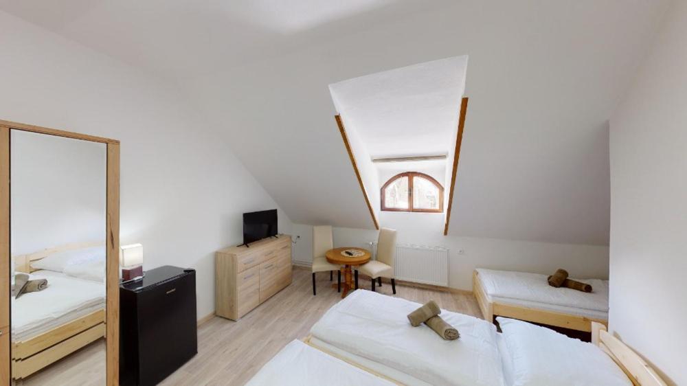 Na Starem Meste Wallern Exterior foto